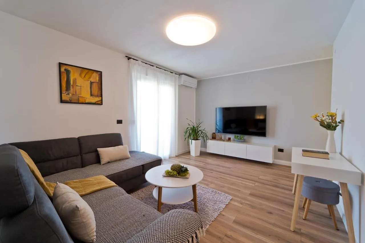 Malemi Apartment Pula